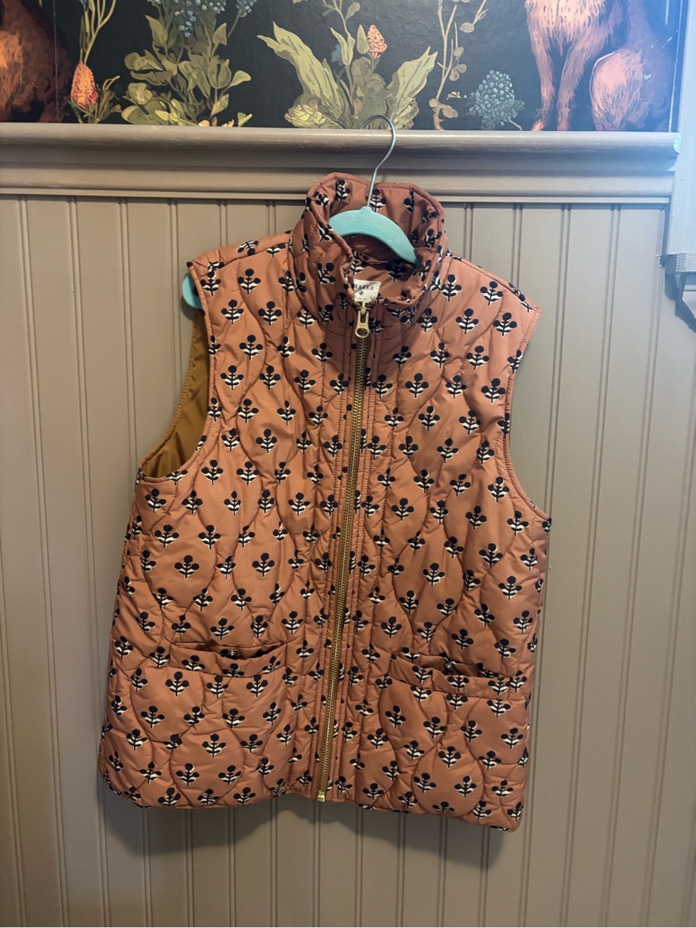 Mares Printed & Quilted Floral Print Vest in Camel